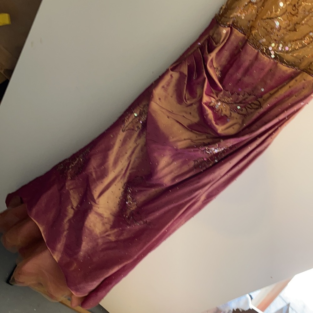 Dress - Picture 3 of 5